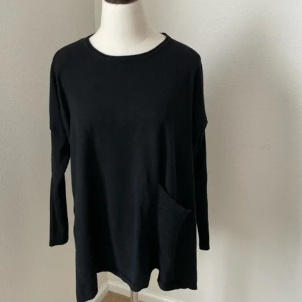 Altar'd State Cozy Comfy Pullover oversize pocket & fit Black Sweater, S/M